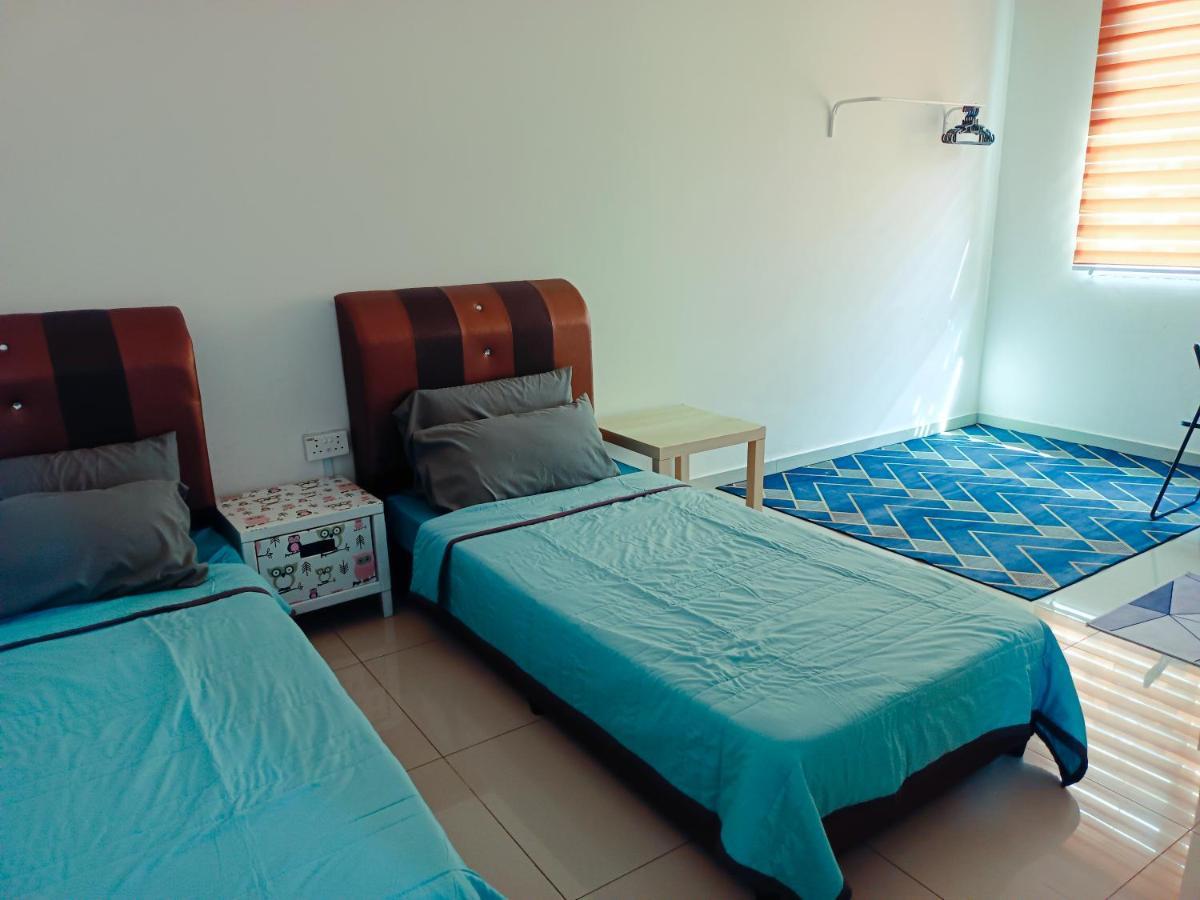 Homestay Dtepian Bayu Bandar Seri Impian Kluang Exterior photo